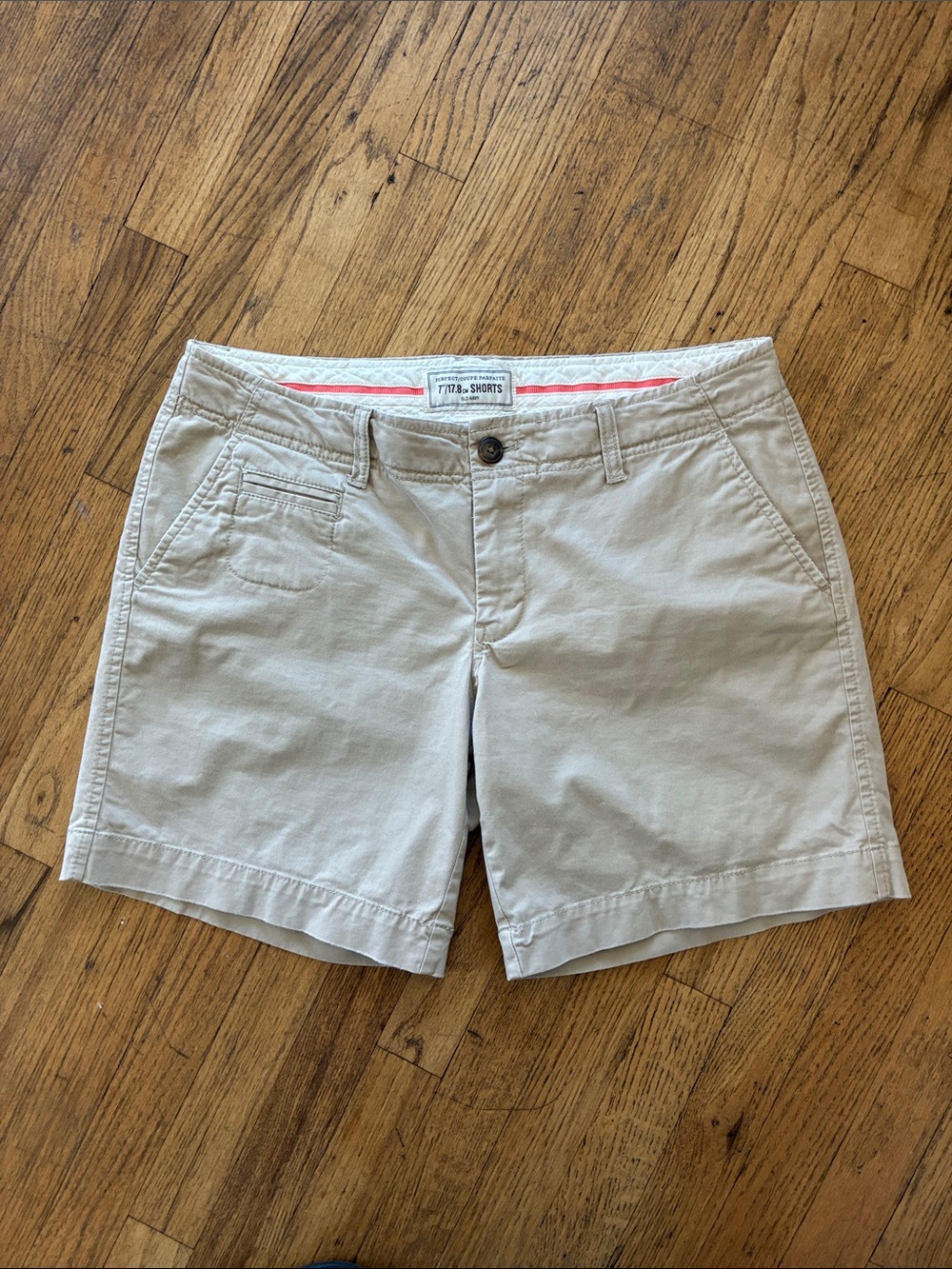 Old Navy Khaki Women's Chino Bermuda Shorts